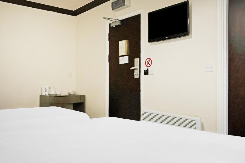 OYO The Baltimore Hotel - Oda