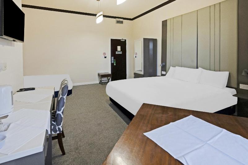 OYO The Baltimore Hotel - Oda