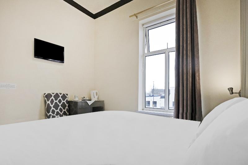 OYO The Baltimore Hotel - Oda