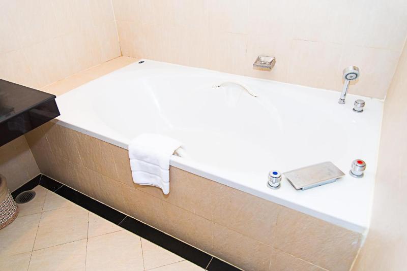 Intimate Hotel Pattaya - Oda