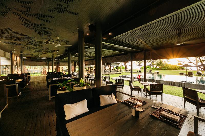 Sala Phuket Mai Khao Beach Resort - Restoran