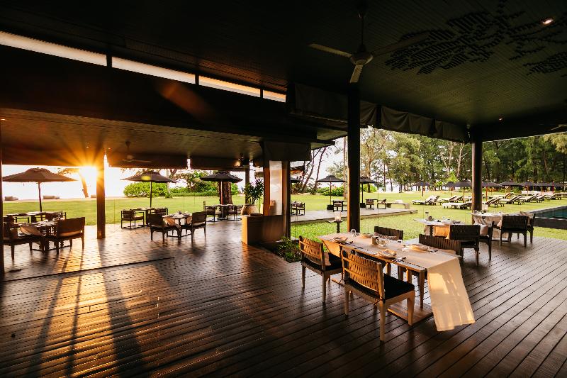 Sala Phuket Mai Khao Beach Resort - Restoran