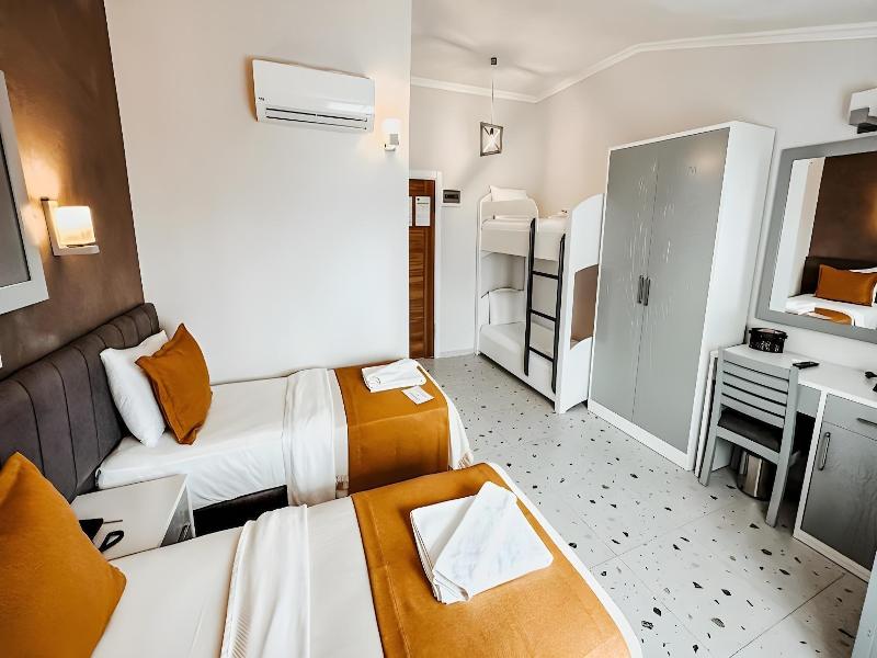 Tonoz Beach Hotel - Oda