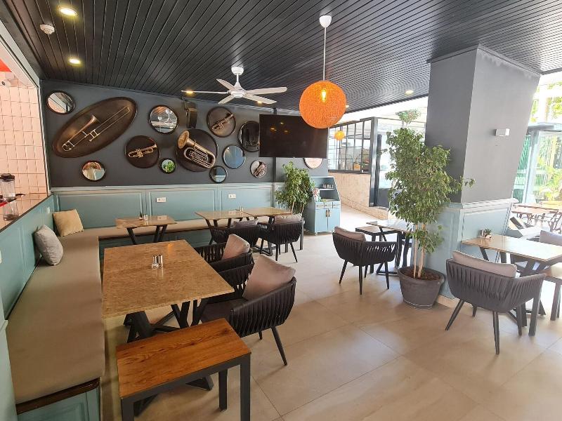 Tonoz Beach Hotel - Restoran