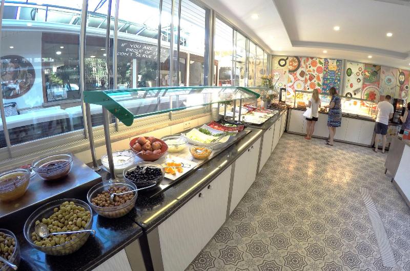 Tonoz Beach Hotel - Restoran