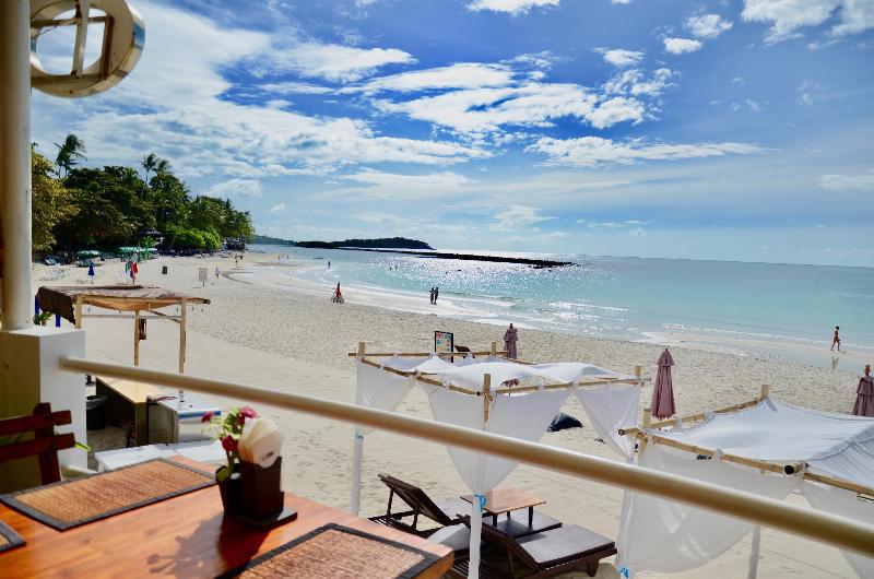 Al's Resort - Genel