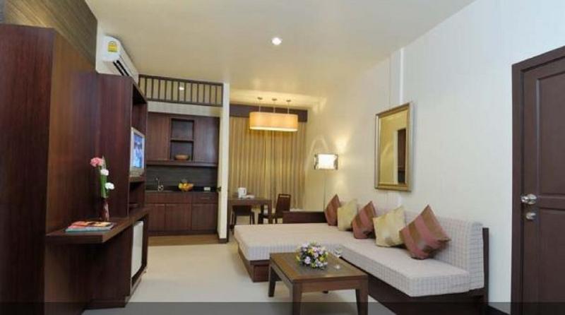 Al's Resort - Genel