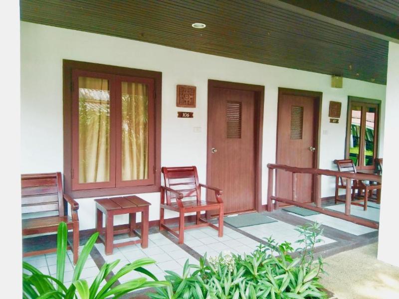 Al's Resort - Oda