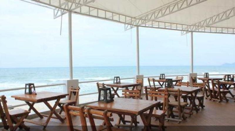 Al's Resort - Restoran