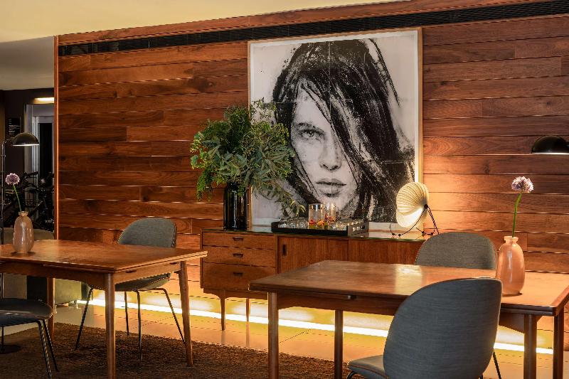 Alexandra Barcelona, Curio Collection by Hilton - Genel
