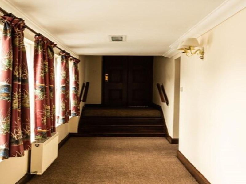 Bridge Hotel - Lobi