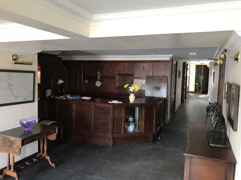 Bridge Hotel - Lobi