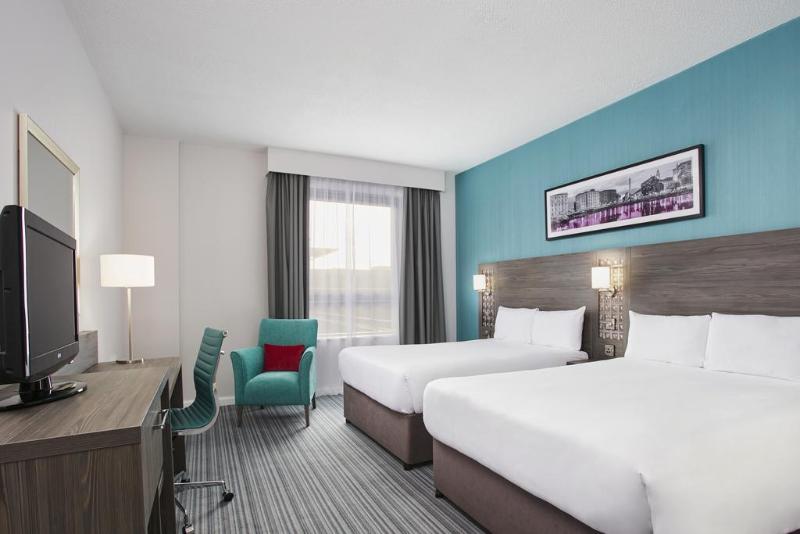 Leonardo Hotel Plymouth - Oda