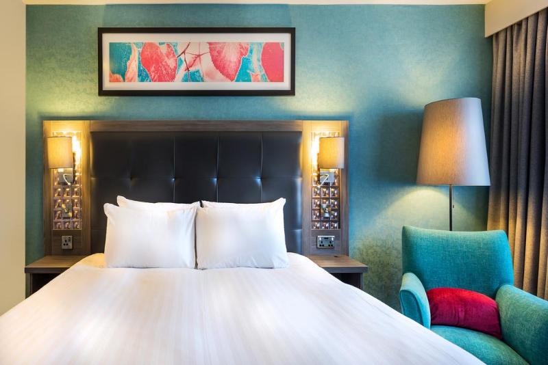 Leonardo Hotel Plymouth - Oda