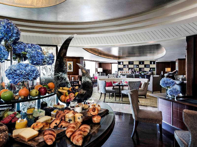 Hilton Bangkok Grande Asoke - Bar