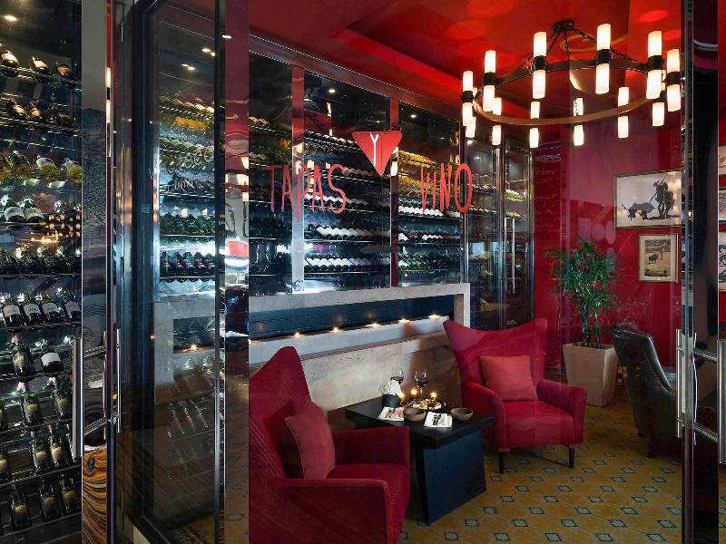Hilton Bangkok Grande Asoke - Lobi