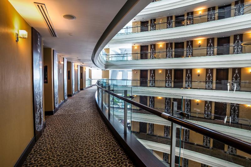Hilton Bangkok Grande Asoke - Lobi