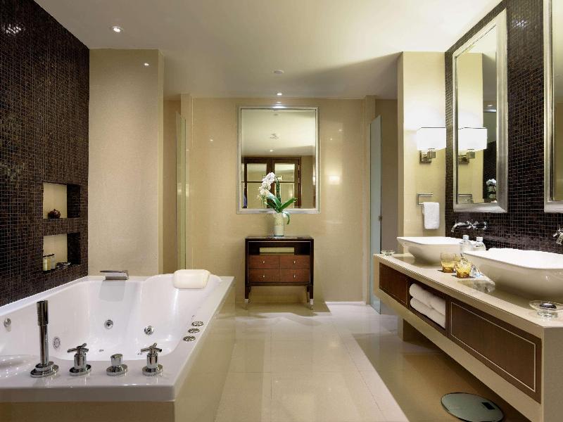 Hilton Bangkok Grande Asoke - Oda