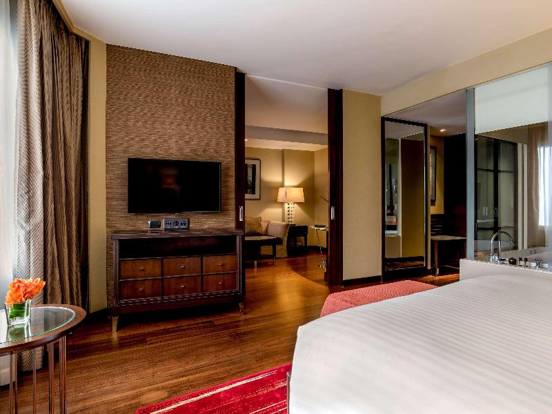 Hilton Bangkok Grande Asoke - Oda