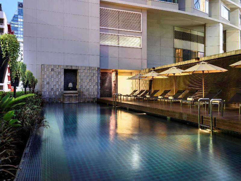 Hilton Bangkok Grande Asoke - Havuz