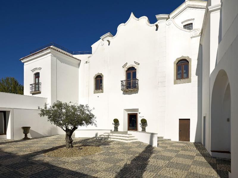 Convento do Espinheiro, Historic Hotel & Spa - Genel
