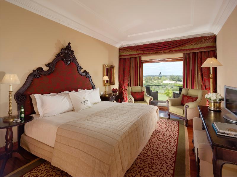 Convento do Espinheiro, Historic Hotel & Spa - Oda