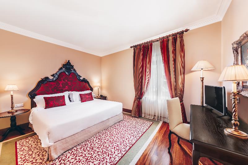 Convento do Espinheiro, Historic Hotel & Spa - Oda