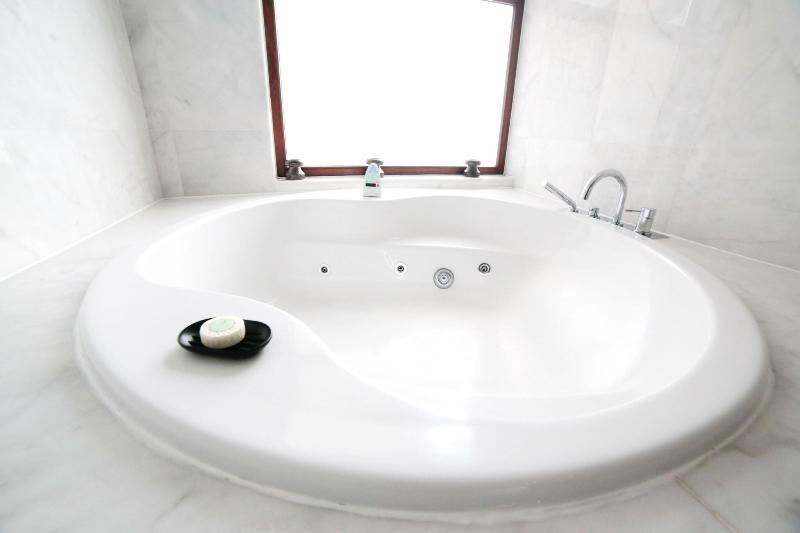 Convento do Espinheiro, Historic Hotel & Spa - Oda