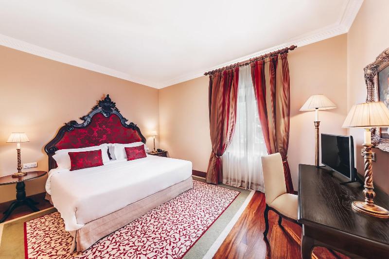 Convento do Espinheiro, Historic Hotel & Spa - Oda