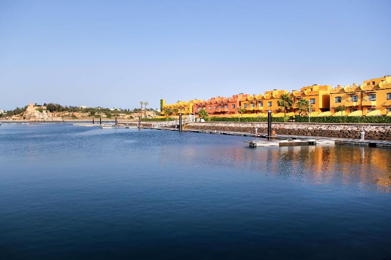 NH Marina Portimão Resort - Genel