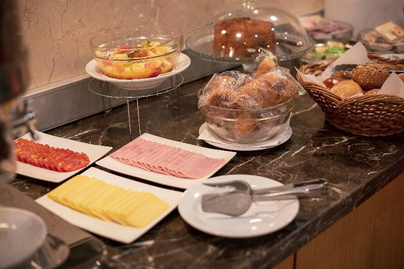 Apartamentos Turisticos Atlantida - Restoran