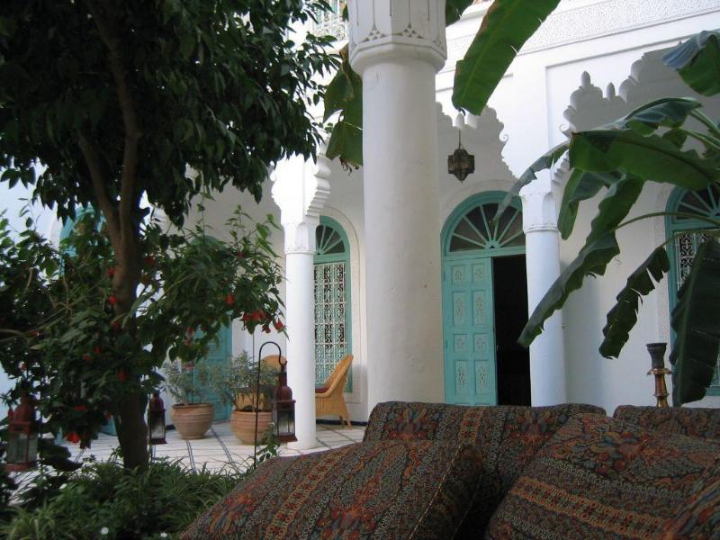 Riad Ifoulki - Genel