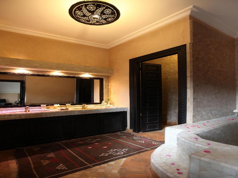 Riad Monceau - Oda