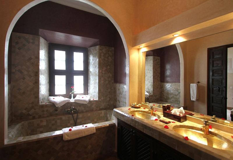 Riad Monceau - Oda