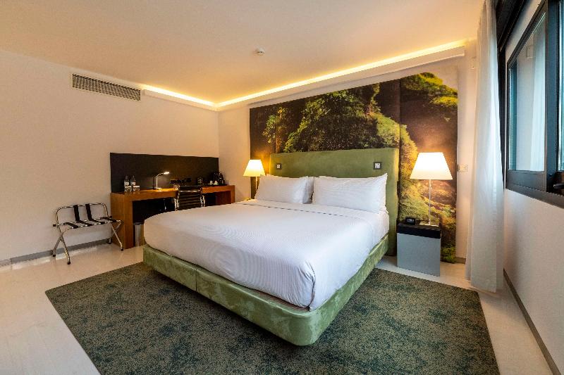 Doubletree by Hilton Lisbon - Fontana Park - Oda