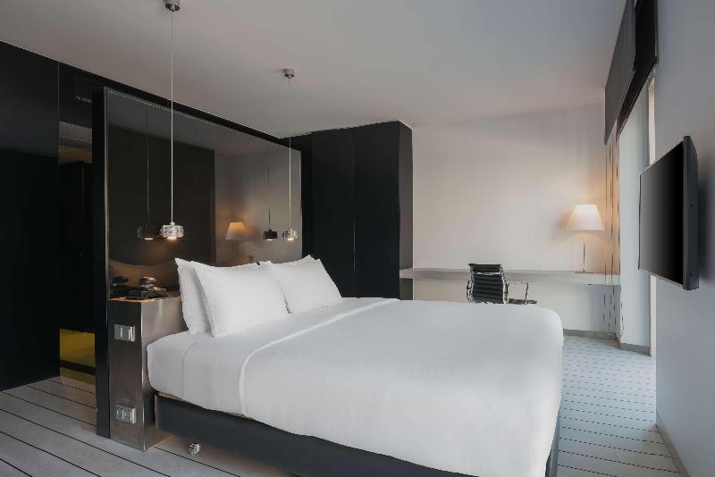Doubletree by Hilton Lisbon - Fontana Park - Oda