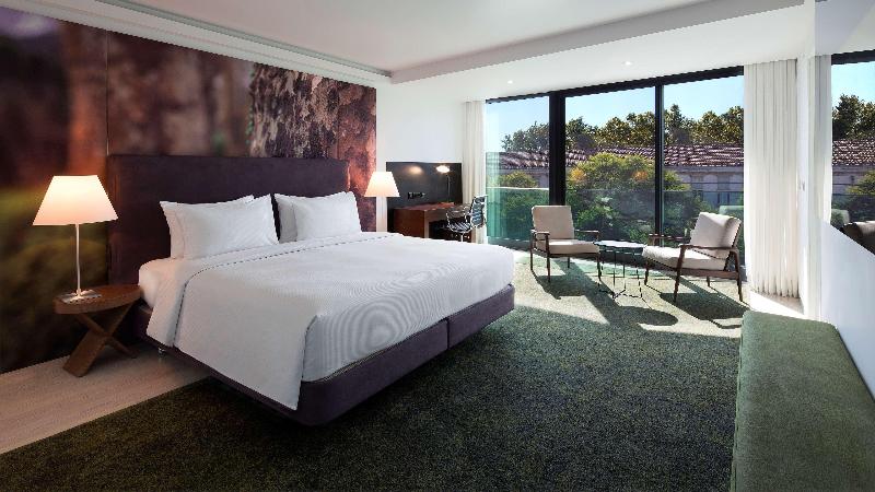 Doubletree by Hilton Lisbon - Fontana Park - Oda