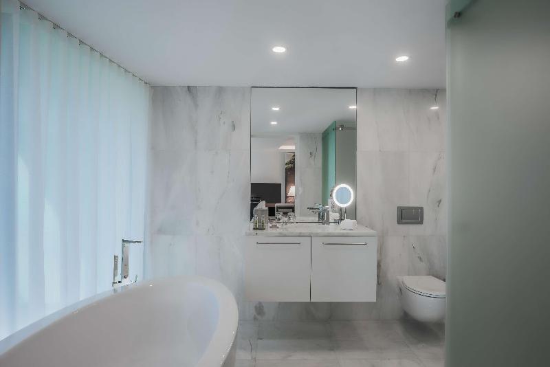 Doubletree by Hilton Lisbon - Fontana Park - Oda