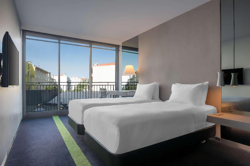 Doubletree by Hilton Lisbon - Fontana Park - Oda