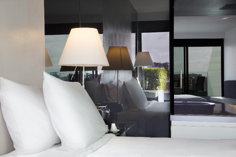 Doubletree by Hilton Lisbon - Fontana Park - Oda