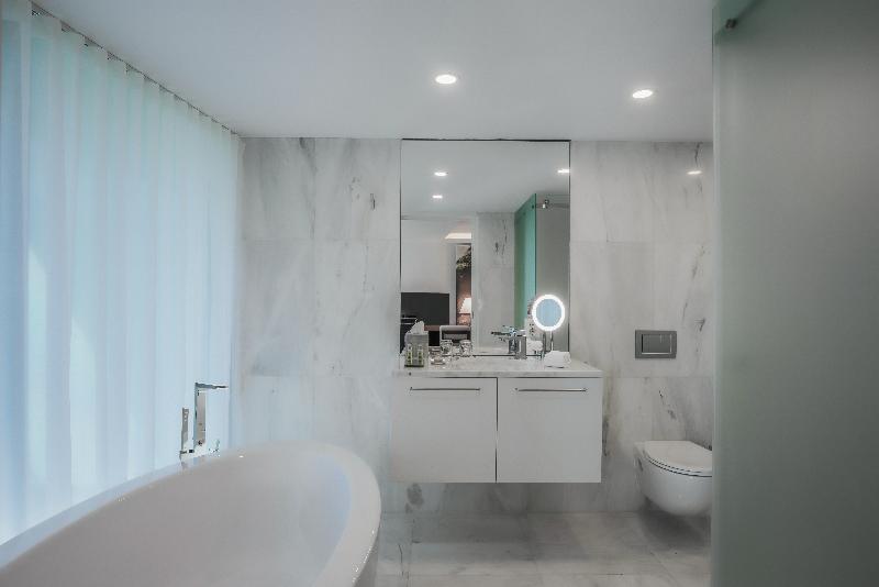 Doubletree by Hilton Lisbon - Fontana Park - Oda