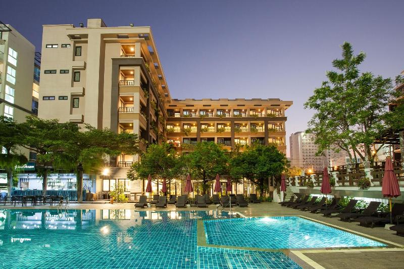 Areca Lodge Pattaya - Havuz
