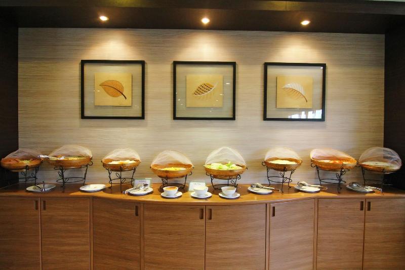 Areca Lodge Pattaya - Restoran