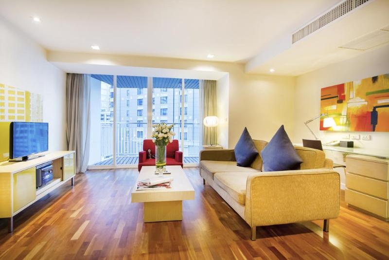 Urbana Langsuan (formerly Fraser Place Langsuan) - Oda