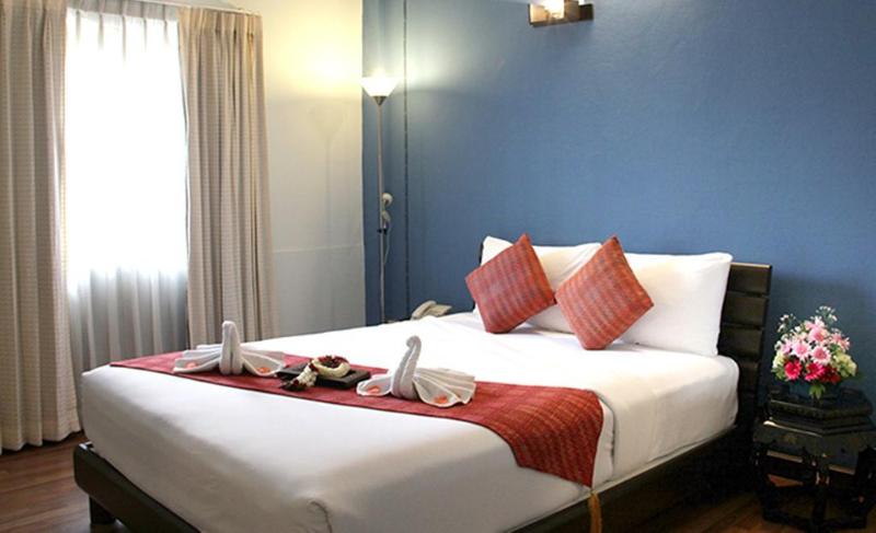 Maninarakorn Hotel - Oda