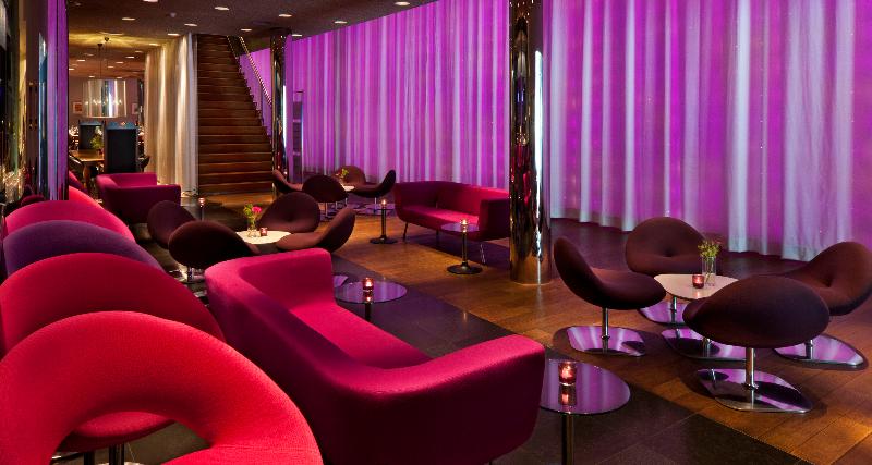 PLAZA Premium Grand Winston - Bar