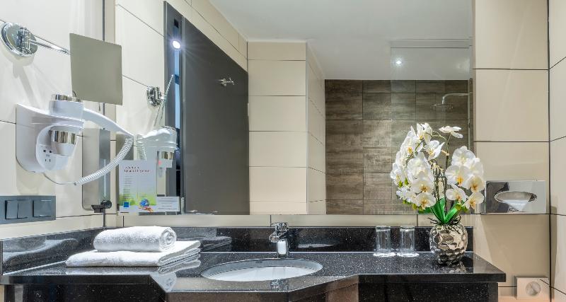 PLAZA Premium Grand Winston - Oda