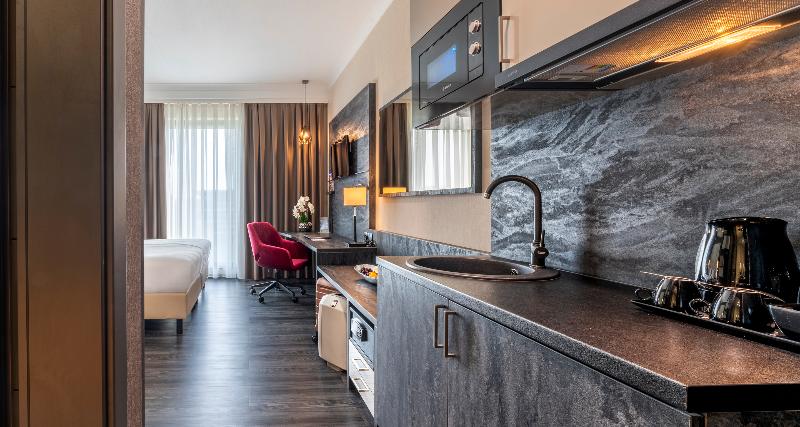 PLAZA Premium Grand Winston - Oda