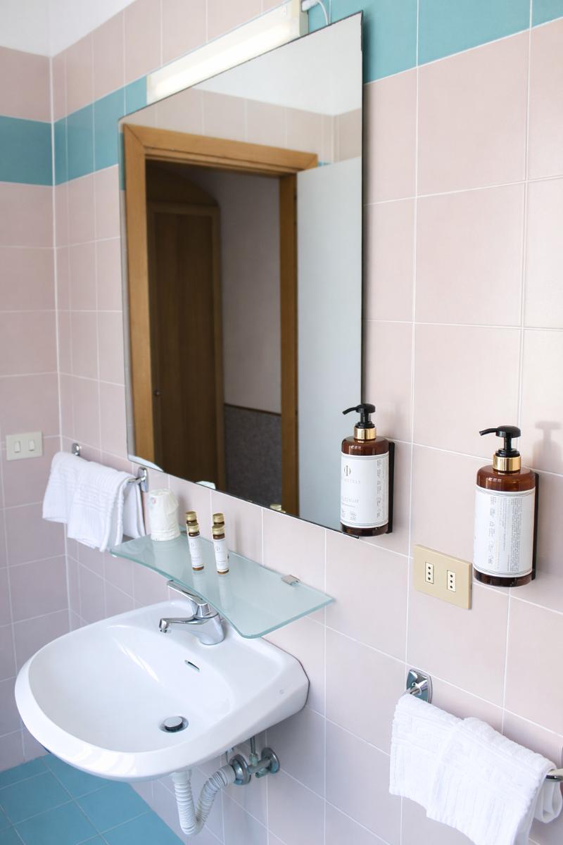 Phi Hotel Ambra - Oda