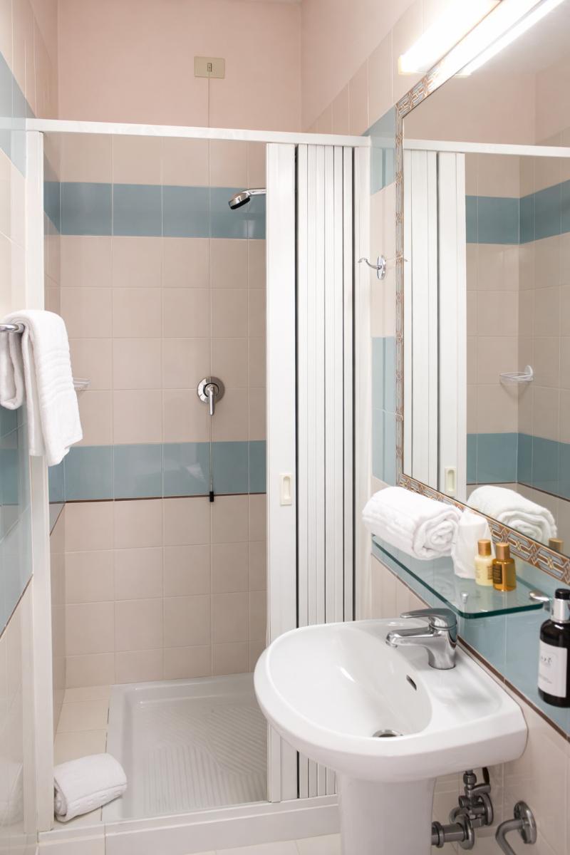 Phi Hotel Ambra - Oda